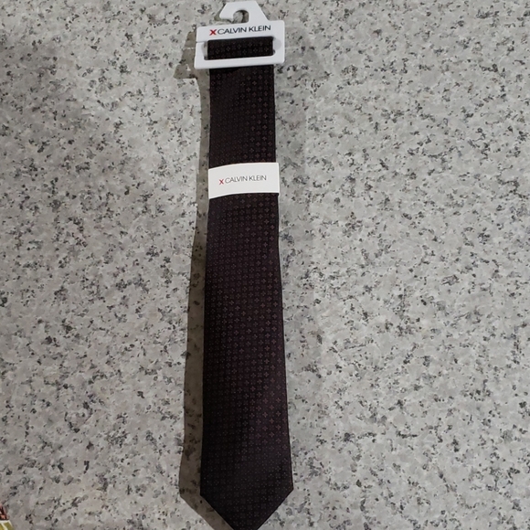 Calvin Klein Tie - Picture 1 of 5
